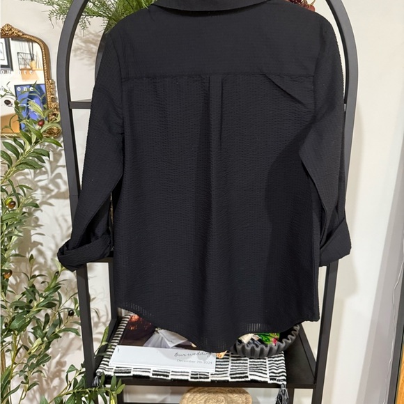 casa Cabana Women's Black Button Down Shirt size medium - Picture 7 of 9